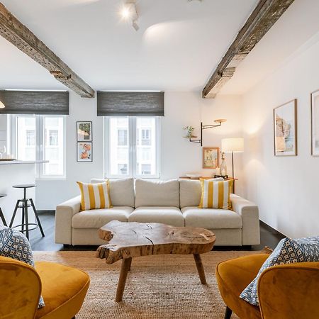 Right In The City Center Your Ghent Getaway Bagian luar foto