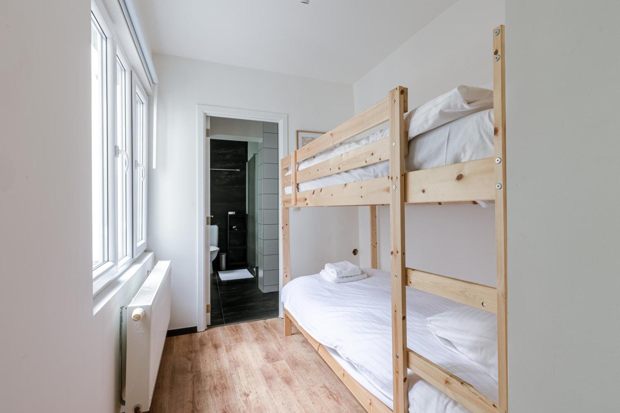 Right In The City Center Your Ghent Getaway Bagian luar foto