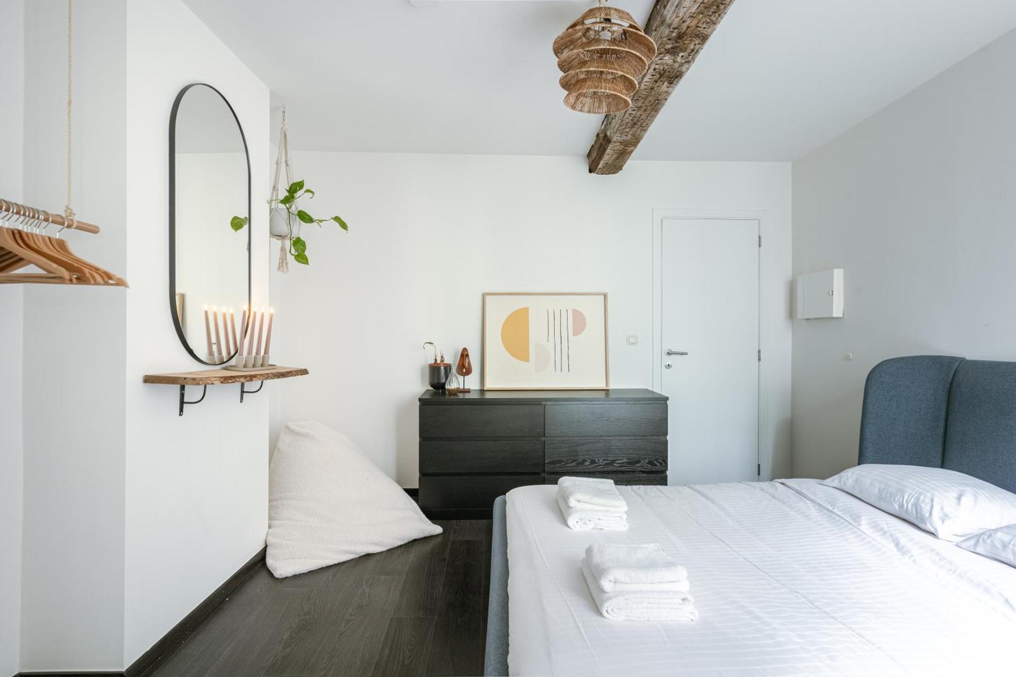 Right In The City Center Your Ghent Getaway Bagian luar foto