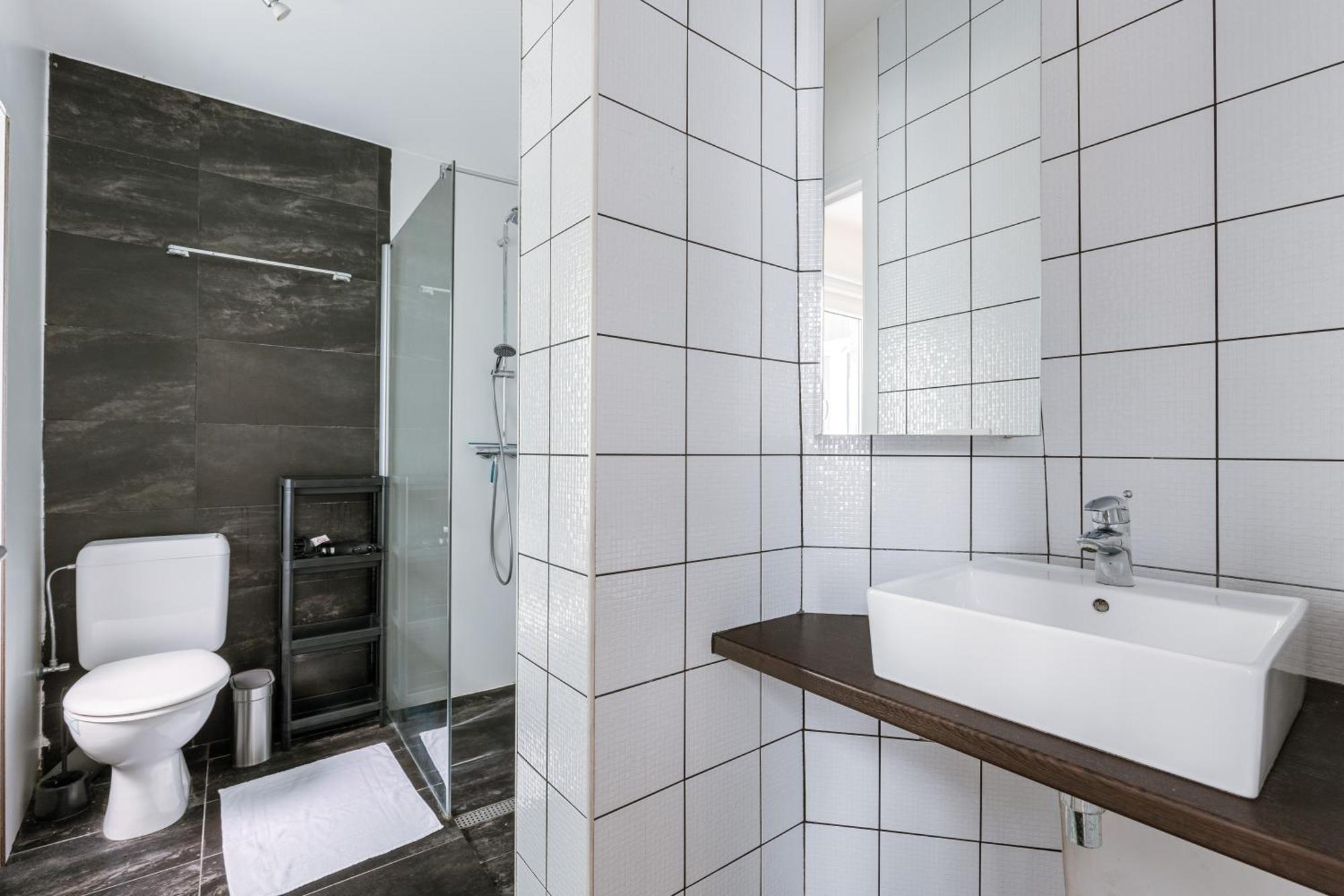Right In The City Center Your Ghent Getaway Bagian luar foto