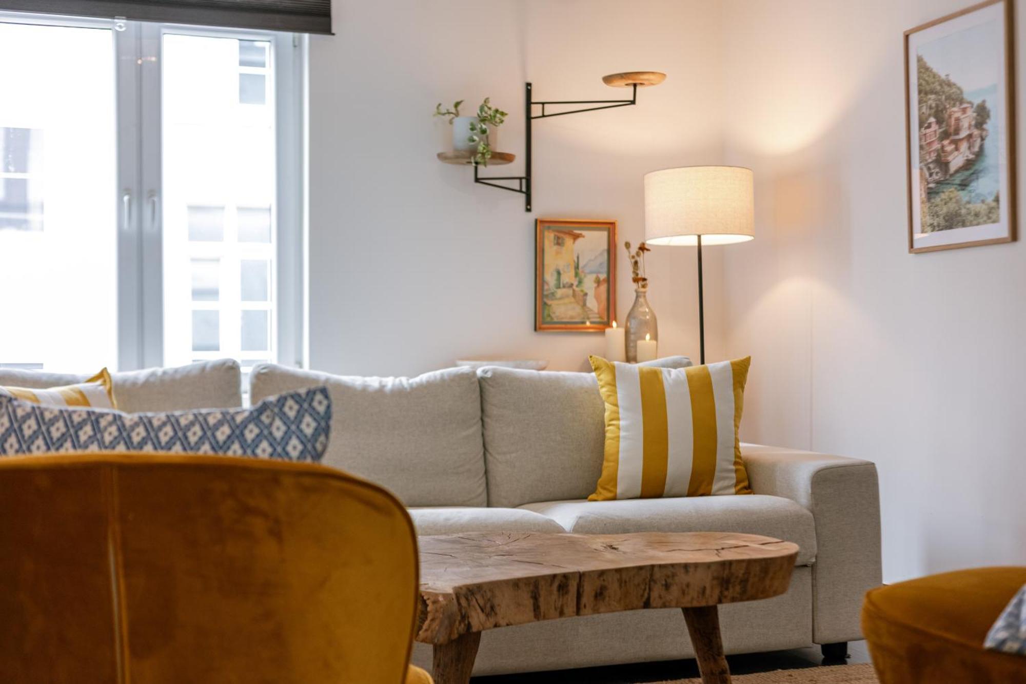 Right In The City Center Your Ghent Getaway Bagian luar foto